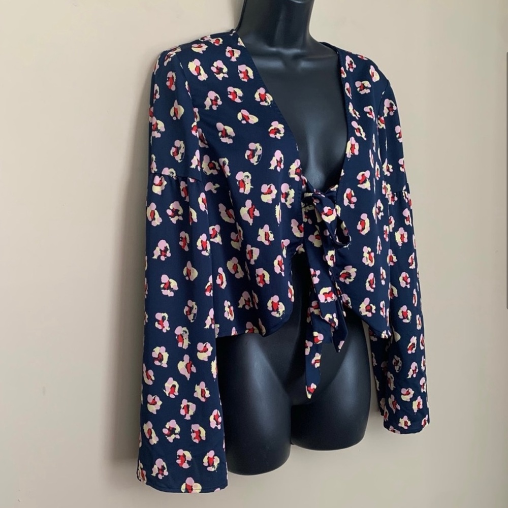BCBG Navy Floral Tie Front Top - Picture 7 of 9